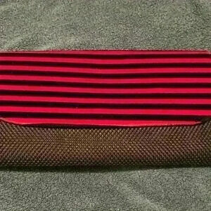 Black and red large hand woven  clutch in stunning condition